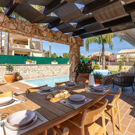Casa Do Acaso - With Private Pool Villa